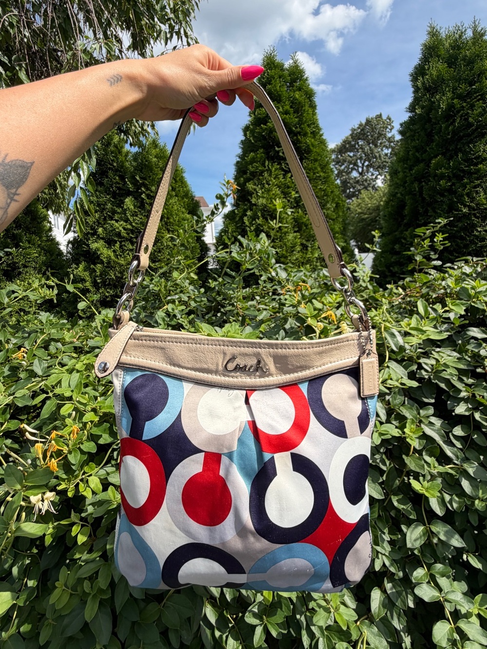 Vintage Coach Op Art Circle Shoulder Bag with Beige Trim Purse
